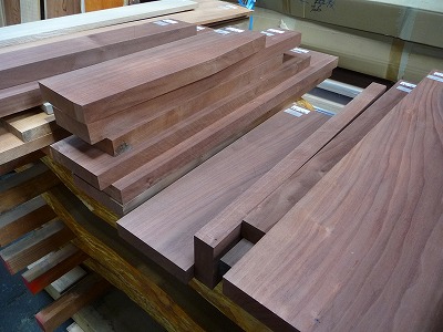 大人気！ブラックウォールナット